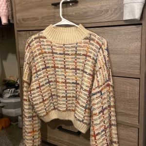 Medium cropped sweater.